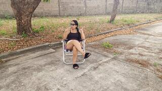 I couldn't take it anymore and I peed in public (3)