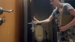 Emma the student went to the toilet after spicy chicken with coffee and a book - part 16