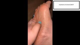 Neonsgirlfriend Itchy sole inspection