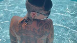 Worship me while I bathe in my pool