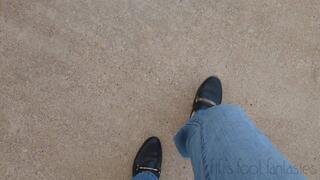 Fifi pedal pumping in mules sandals and blue jeans replay