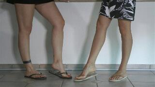 LeylaAndKatharinaPosing (MP4)