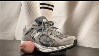A Shoejob in New Balance 2002 Sneakers - Cockcrush and Shoejob in sneakers and crew socks - multicam edit - HD quality