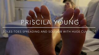 SOLES TOE SPREADING AND A SOLEJOB WITH HUGE CUMSHOT
