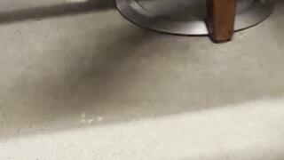 Closeup Extreme Dangling in Maddens-Risky catch