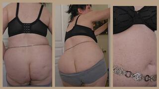 Elle Butt Woman Shakin It -The Peach Shake