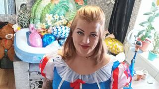 smoking girl in oil and milk poping foil balloons