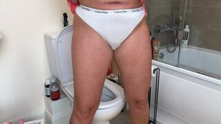 Stepmom pee in white panties in toilet