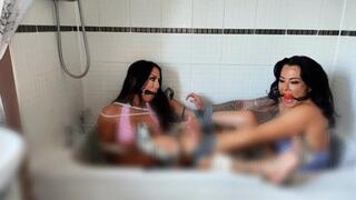 Bath tub bondage for hot cleaners! MP4 version