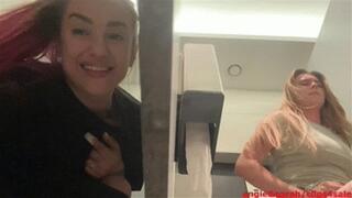 Diarrhea voyeurs SARAH&ANGIE