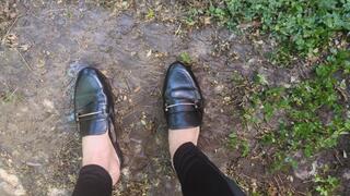 Fifi getting her mules sandals all muddy then stomping on the pedals to try to get her SUV unstuck from the mud replay