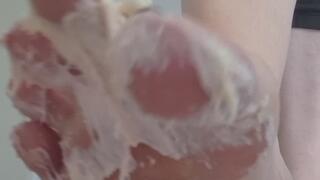 Smaching some marshmallows