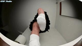 Giantess school girl Gilf! - MP4