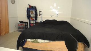 Eating & Expanding Food Porn Close Up