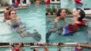 Horny TS slut is ziptied for water bound orgasm fun (MP4 SD 3500kbps)