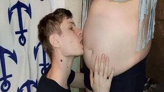 Worshiping your pregnant belly WMV