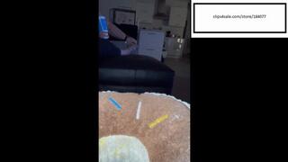 Neonsgirlfriend Candid Itch 18