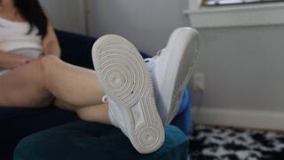 Worship her socks and feet!