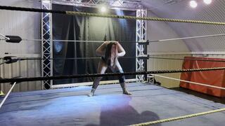 Tall blonde stinkfaces bbw brunette