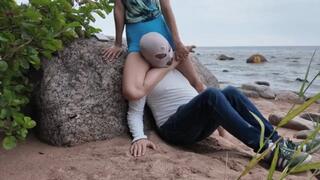 Scissors with sea view (smothered)