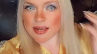 Time to play my Game Pay Pig I snap you hit the button