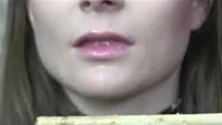 Crunching the wooden spoon - wmv 720p