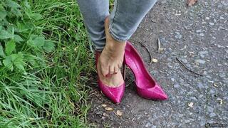 my shoe disappears in the river wmv 1280 x 720