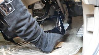 Pedal pumping - Hot hottie riding in a car