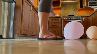 Balloons, flip flops, leggings