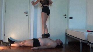 Dionea Wanna Dance - Milano Tour part 4 - MP4 1920x1080 - 12Mbps