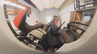 CC QIQI Heels DANGLING TRAMPLING 360VR