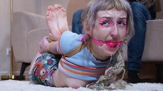 LOOK IN CAMERA, SEXY DOLL (FHD)