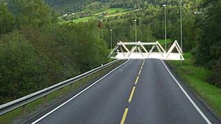 Giantess Destroys Stupid Bridge 1080