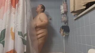 BBW LATE NIGHT SHOWER