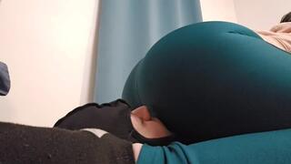 Gym leggings facesitting ignore session