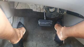 Pedal Queen Violently STOMPING and FLOORING In Pumps