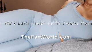 Alley Smelling Her Own Farts!