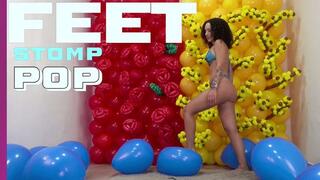 Beatriz's Mesmerizing Balloon Stomp Session - 4K