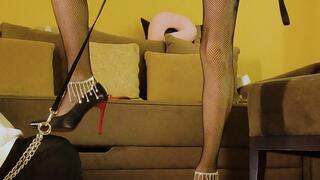 Queen Alexandra and a slave's tongue to clean