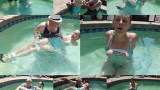 Hot redhead having fun with water bound orgasms (MP4 SD 3500kbps)