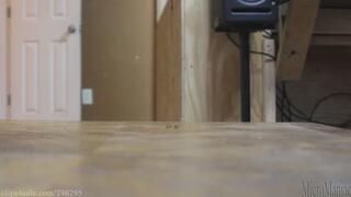 Tiny Table (GiantessGoddessA)