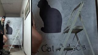 hand trampling on the stairs (two cameras)