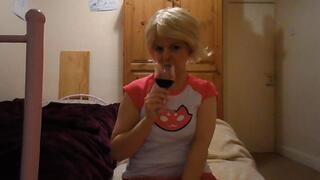 Worship An Aspiring Feedee’s Feet - Toe-Nail Painting!