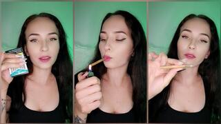 Smoking Marlboro Cigarillos for the first time : Miss Sara