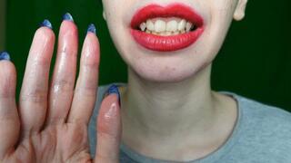 I put the oil on my lips and then I show you my mouth