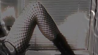 Lick Lady_Sapphira's boots while she pleasures her self