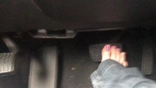 Driving barefoot with long jeans