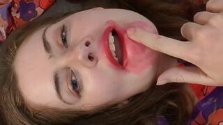 LIPSTICK SMEARING | Cassie