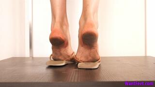 Dirty Flip Flop Desire - 4K MP4