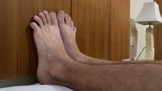 feet 4467